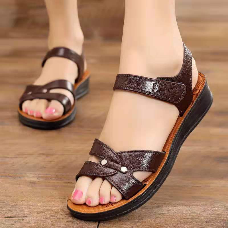 Sandalias resistentes al desgaste de verano