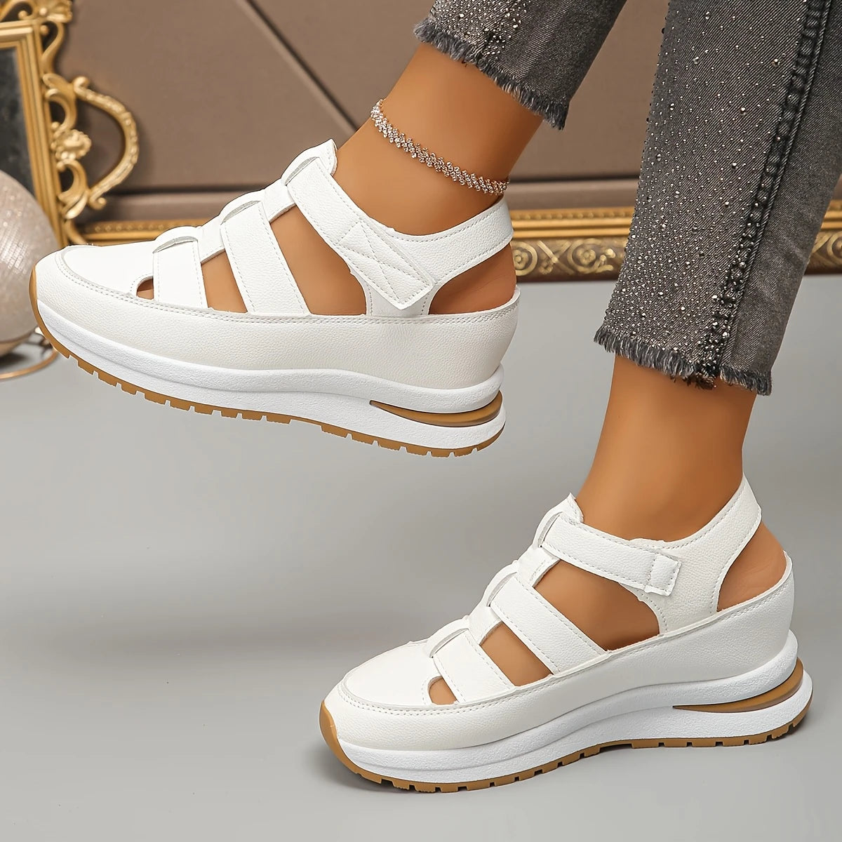 Sandalias casuales huecas