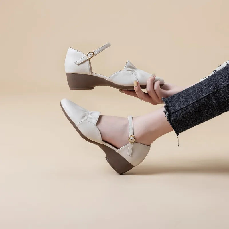 Sandalias de cuña puntiagudas