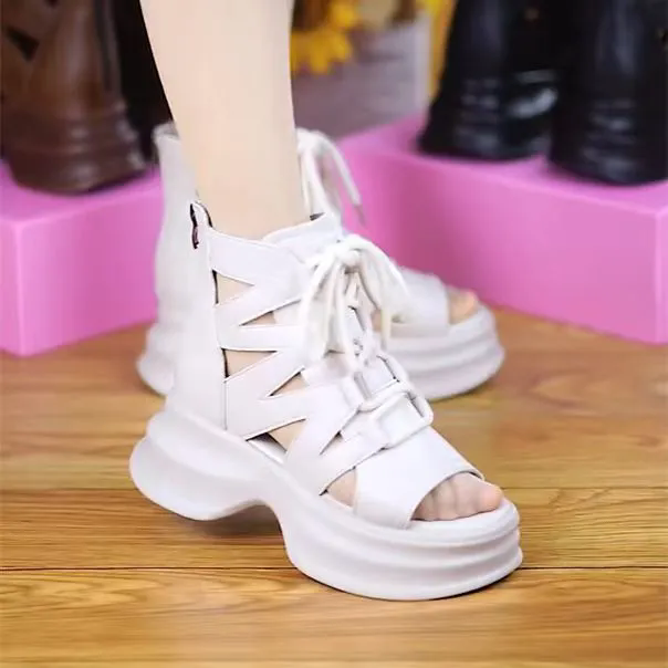 Sandalias retro con plataforma y cordones