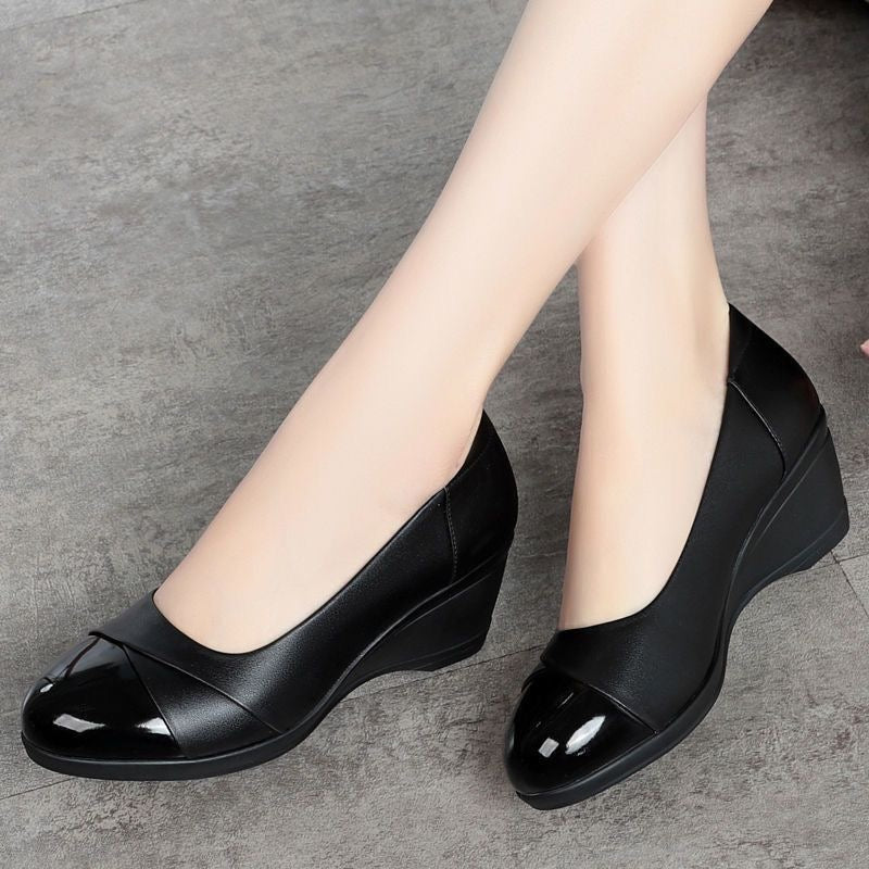 Zapatos de cuña de piel auténtica y suave