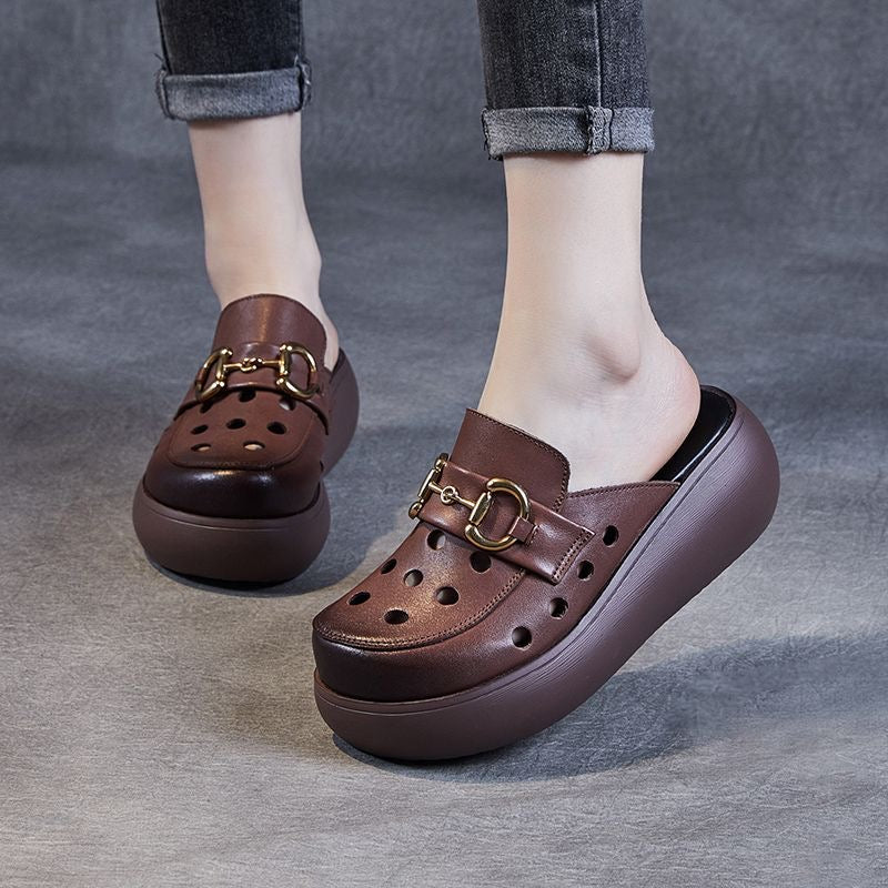 Zapatillas de piel huecas con punta cerrada