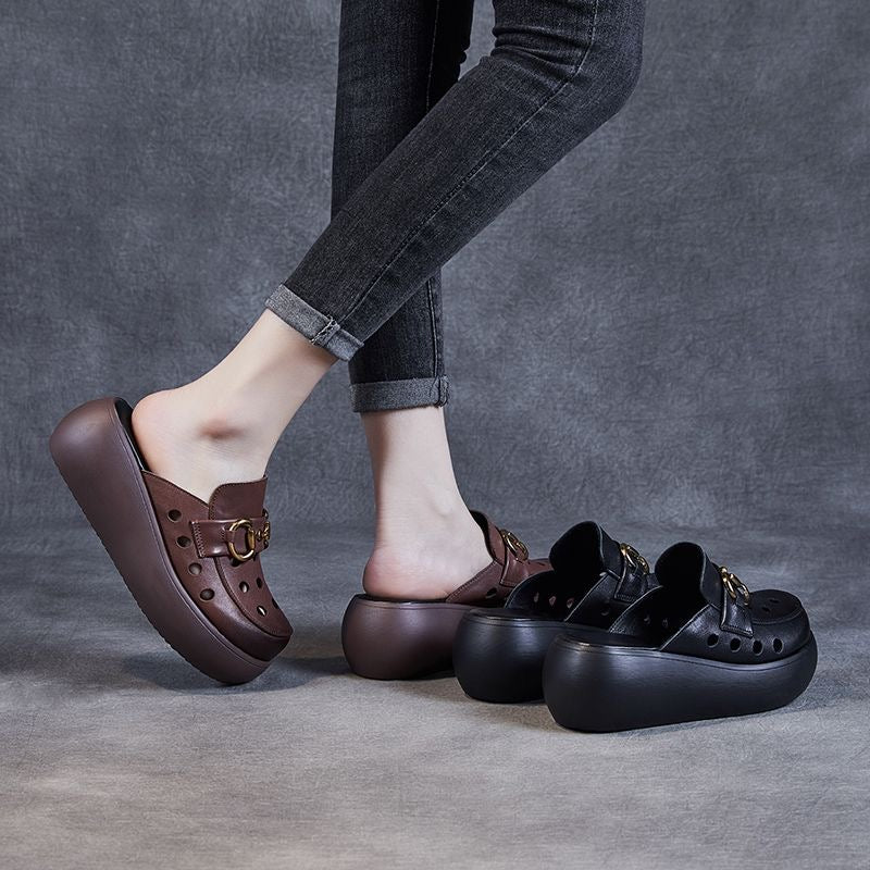 Zapatillas de piel huecas con punta cerrada