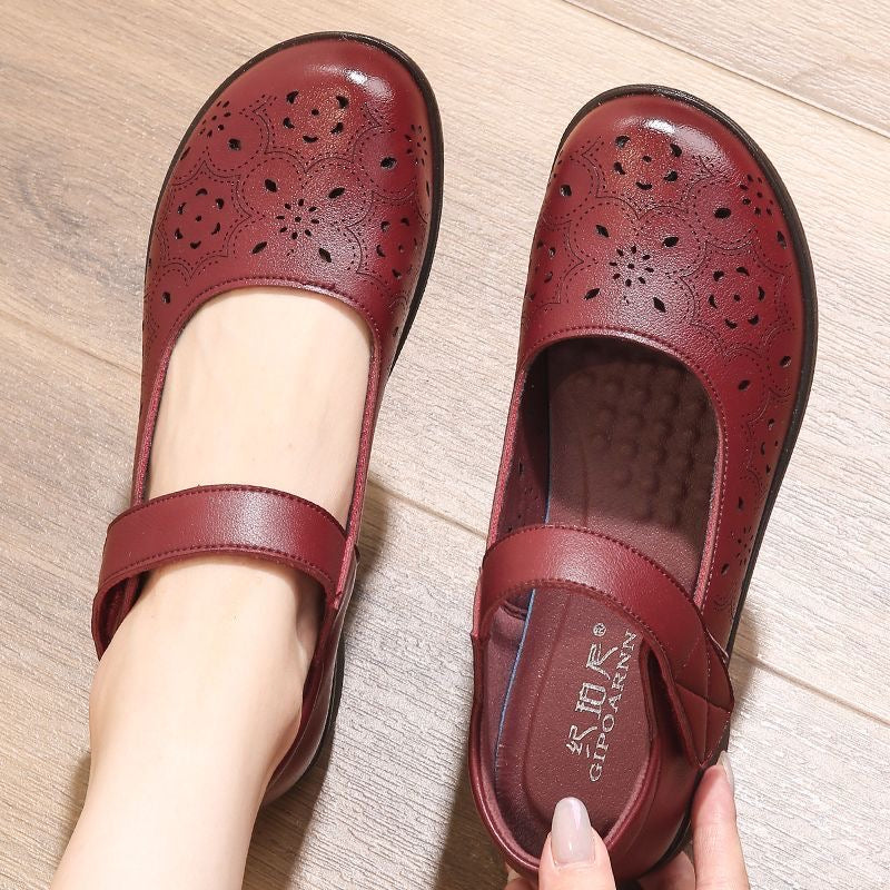 Zapatos de cuero con agujeros antideslizantes