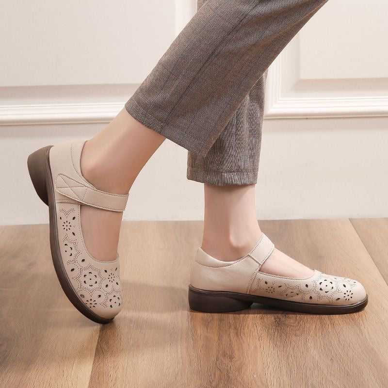 Zapatos de cuero con agujeros antideslizantes