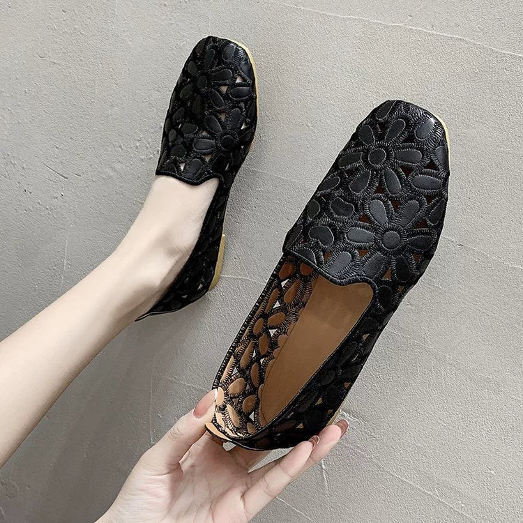 Zapatos bordados cómodos