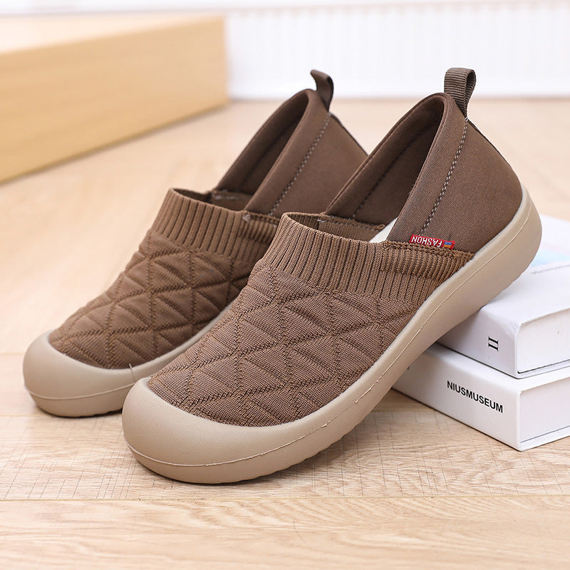 Los nuevos zapatos individuales femeninos son antideslizantes y suaves en primavera y otoño, y los zapatos perezosos son ligeros en suelas planas.