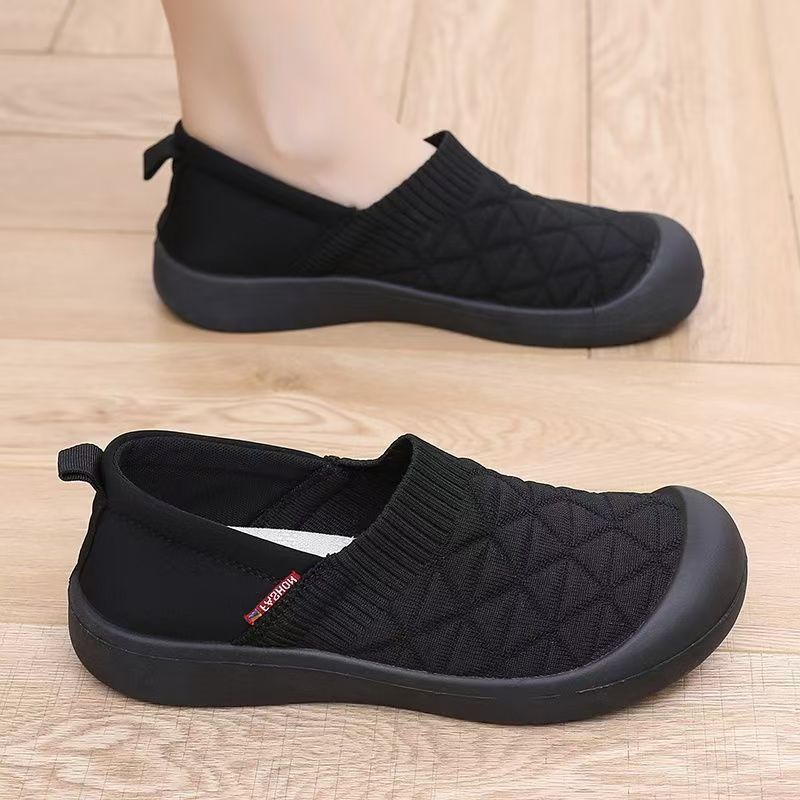 Los nuevos zapatos individuales femeninos son antideslizantes y suaves en primavera y otoño, y los zapatos perezosos son ligeros en suelas planas.