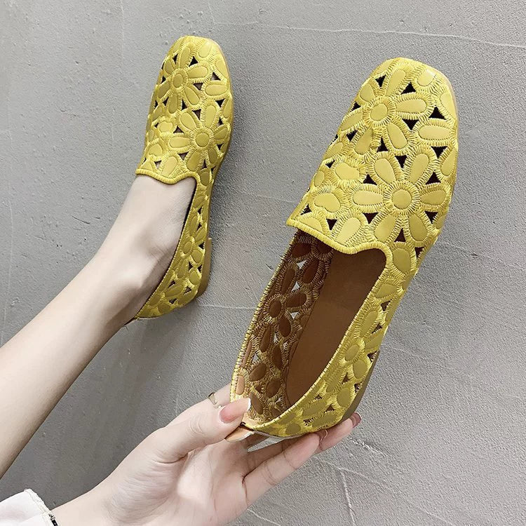 Zapatos bordados cómodos