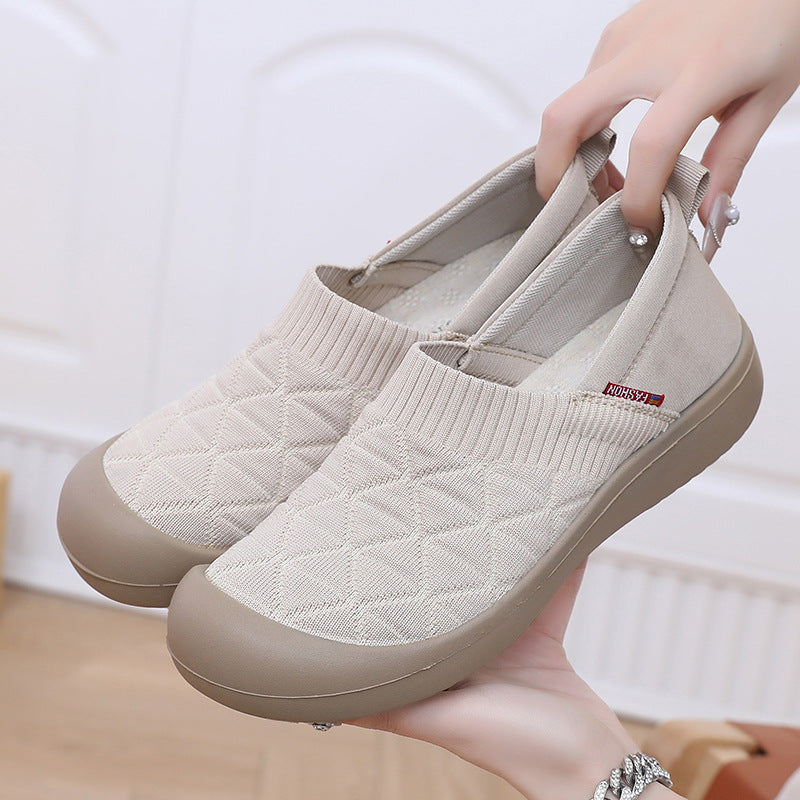 Los nuevos zapatos individuales femeninos son antideslizantes y suaves en primavera y otoño, y los zapatos perezosos son ligeros en suelas planas.