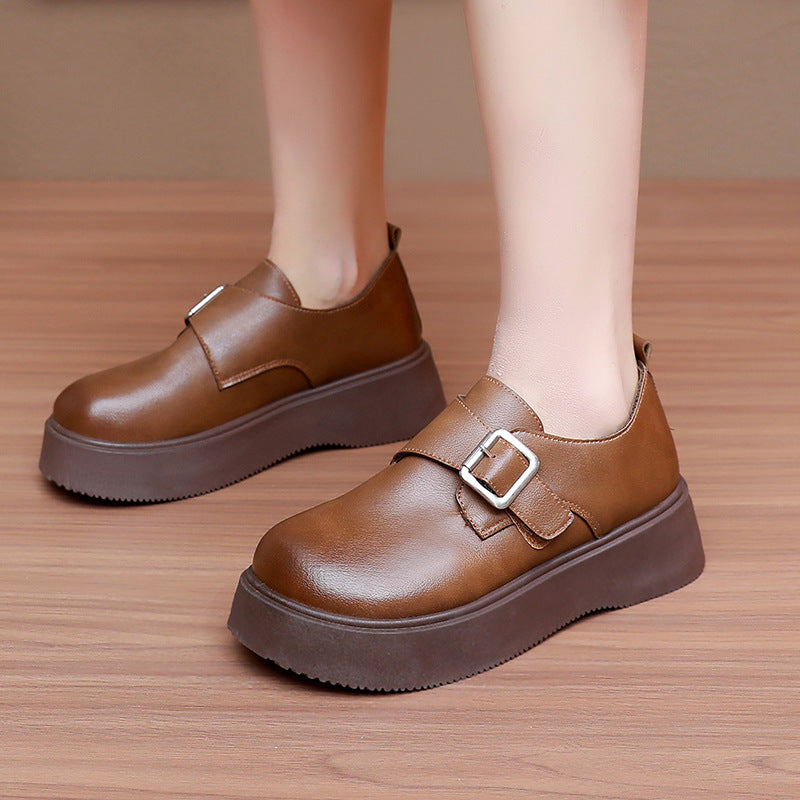 Zapatos retro de plataforma con hebilla y suela gruesa