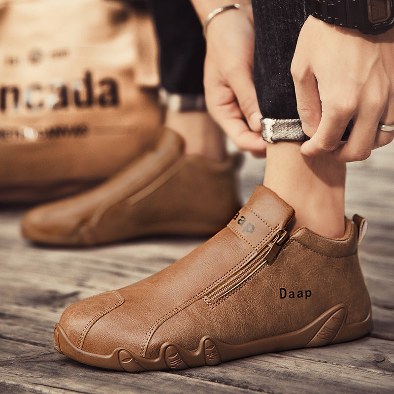 Nuevos zapatos casuales de cuero de caña alta