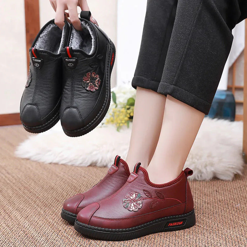 Zapatos de algodón bordados con suela suave