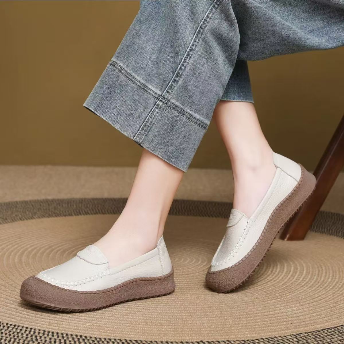 Zapatos de suela blanda 100% de piel de vaca auténtica.