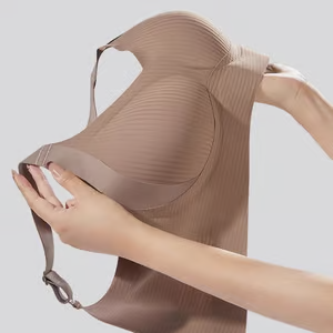 🔥Compra 1 y llévate 3: Sujetador push-up acanalado sin aros ajustable para mujer
