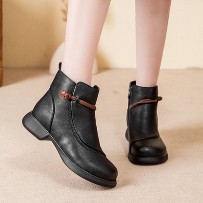 Botines de Piel Suave con Tacón Bajo