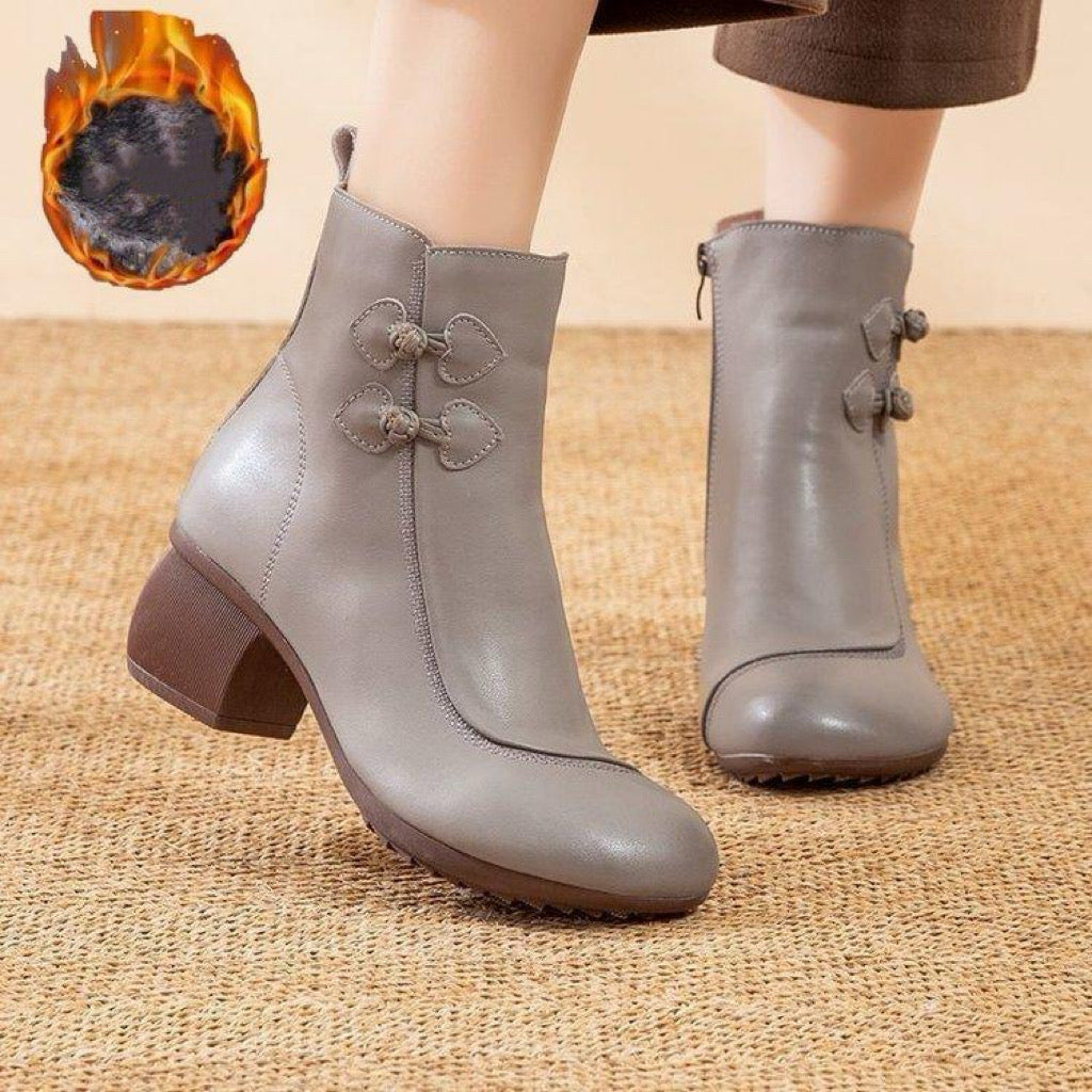 Botas de cuero con cremallera con estilo