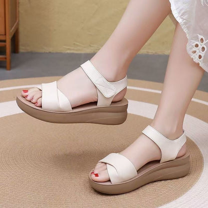 Sandalias de cuero suave con absorción de impactos