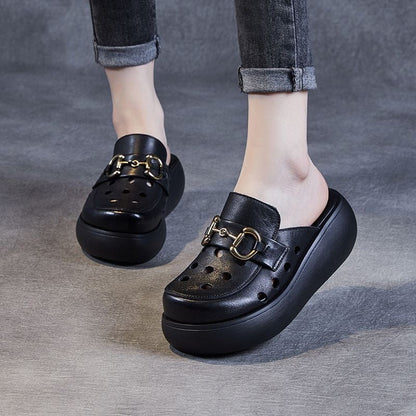 Zapatillas de piel huecas con punta cerrada