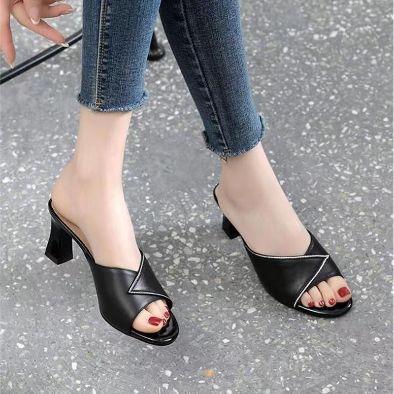 Sandalias de tacón alto de moda