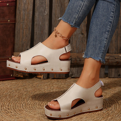 Sandalias de plataforma con boca de pez