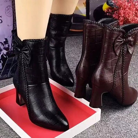 Botas Martin estilo británico para mujer.