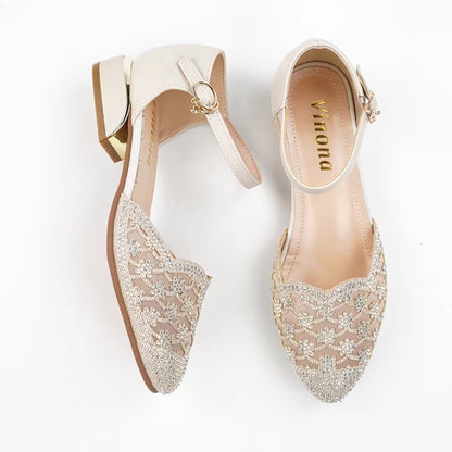 Sandalias elegantes de malla con pedrería, tacón bajo
