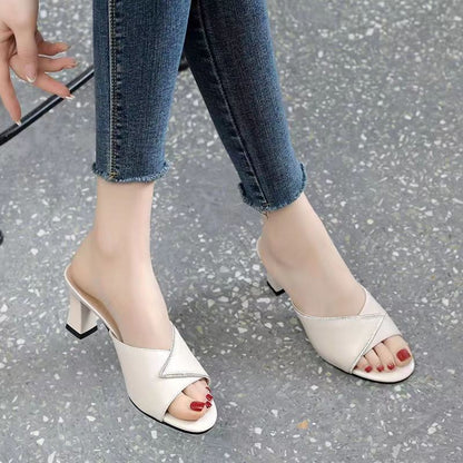 Sandalias de tacón alto de moda