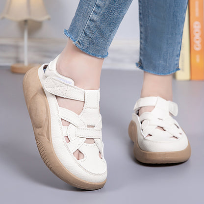 Zapatos casuales de verano con suela gruesa y hueca