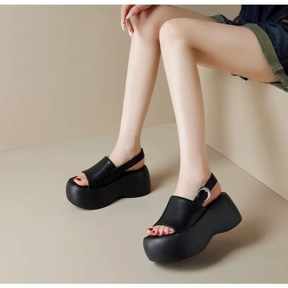 Sandalias casuales de plataforma a la moda
