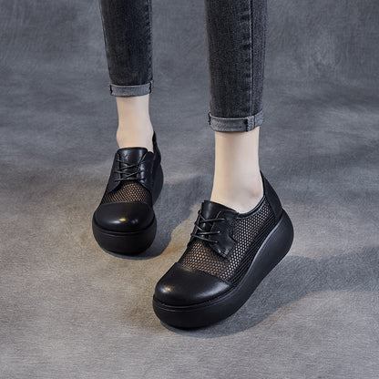 Zapatos de cuero con cordones y malla