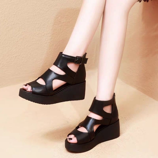 Sandalias romanas de plataforma con tacón alto