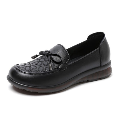 Zapatos loafer bordados corte bajo