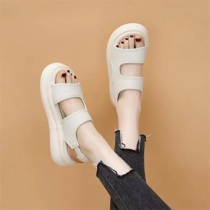 Nuevas sandalias deportivas de suela gruesa