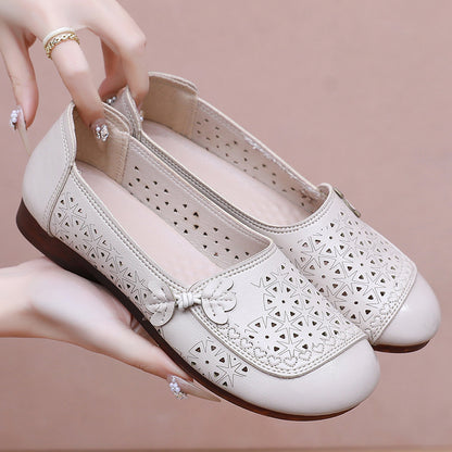 Nuevas sandalias cómodas con suela de cuero