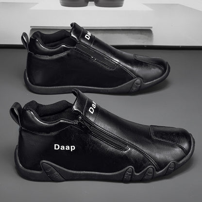 Nuevos zapatos casuales de cuero de caña alta