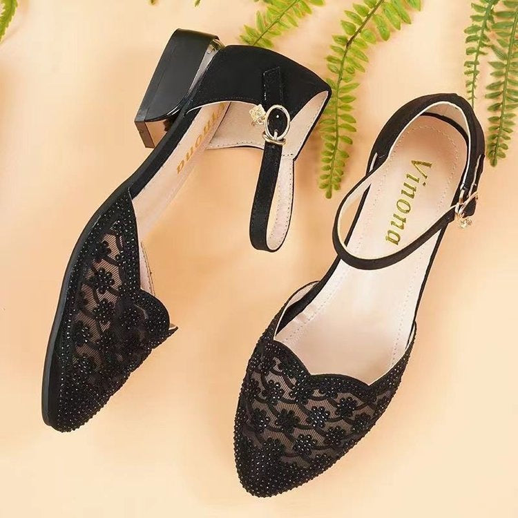 Sandalias elegantes de malla con pedrería, tacón bajo