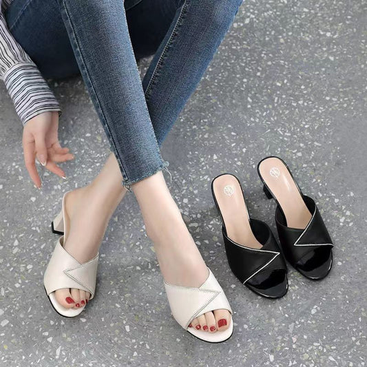 Sandalias de tacón alto de moda