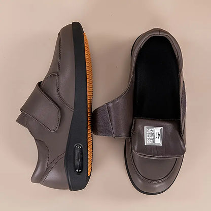 Calzado especial para la hinchazón de pies diabéticos