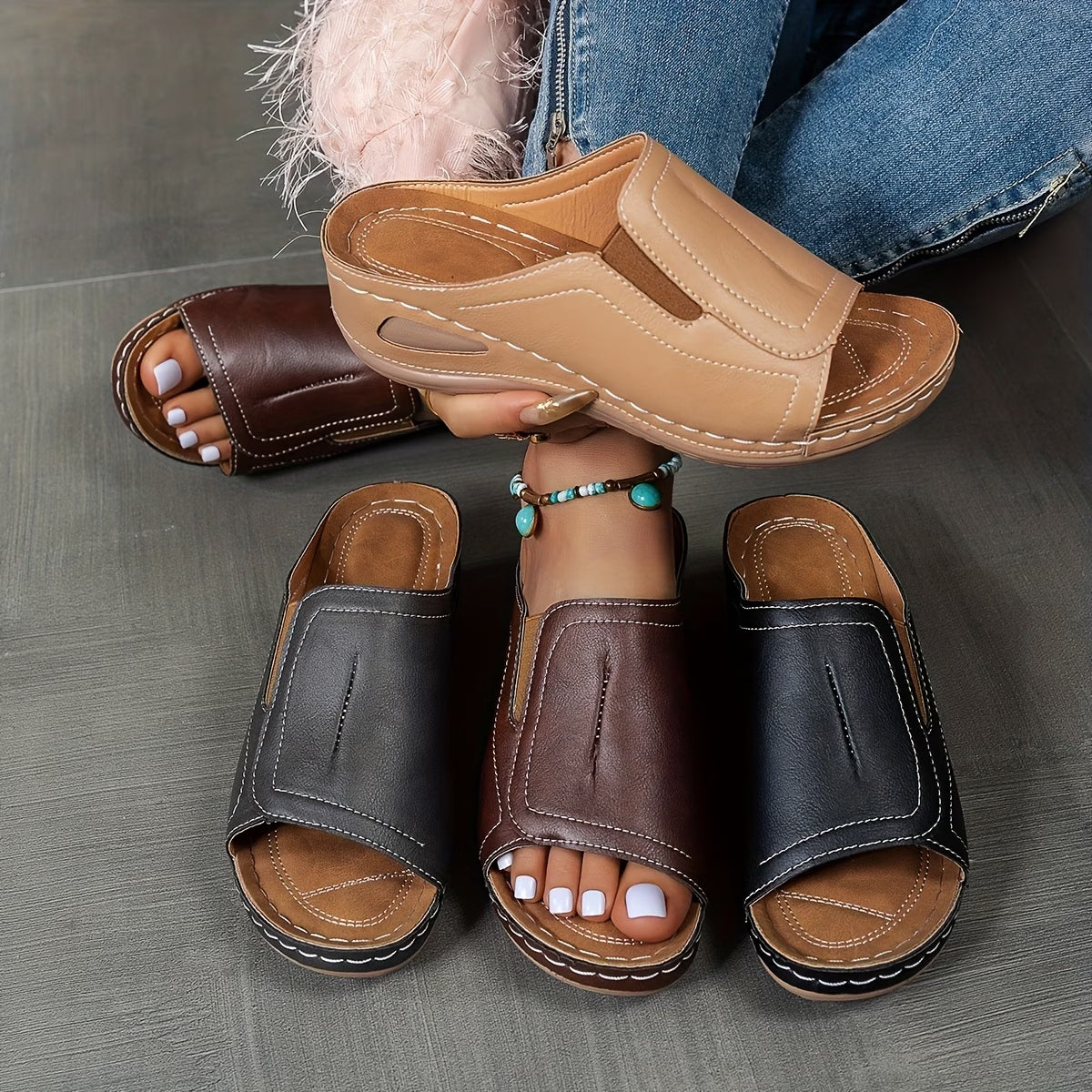 Sandalias cómodas de suela elevada