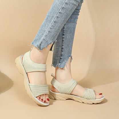 Nuevas sandalias planas cómodas